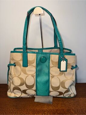 Coach Vintage Signature Stripe Carryall Tote Bag w/2 Hang Tags